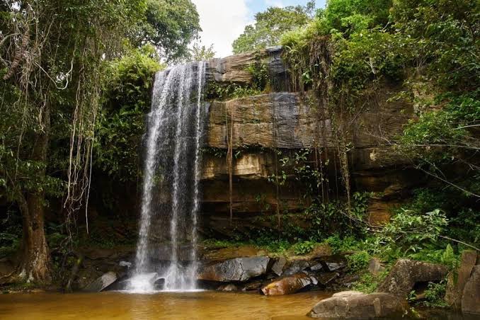 Sheldrick Falls